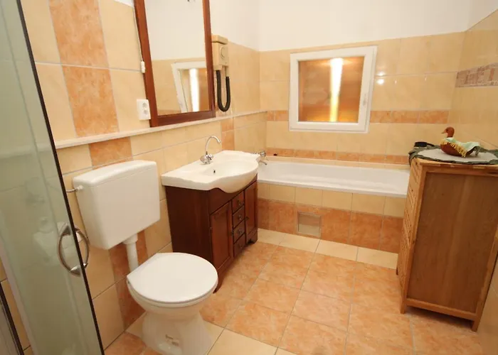 アパート Rukavac 8859a