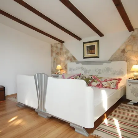 Appartement Rukavac 8859a *