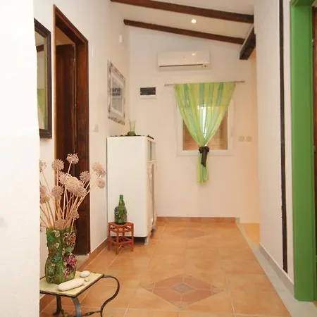 Apartment Rukavac 8859a *